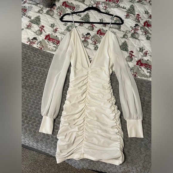 White bridal dress - Picture 2 of 2